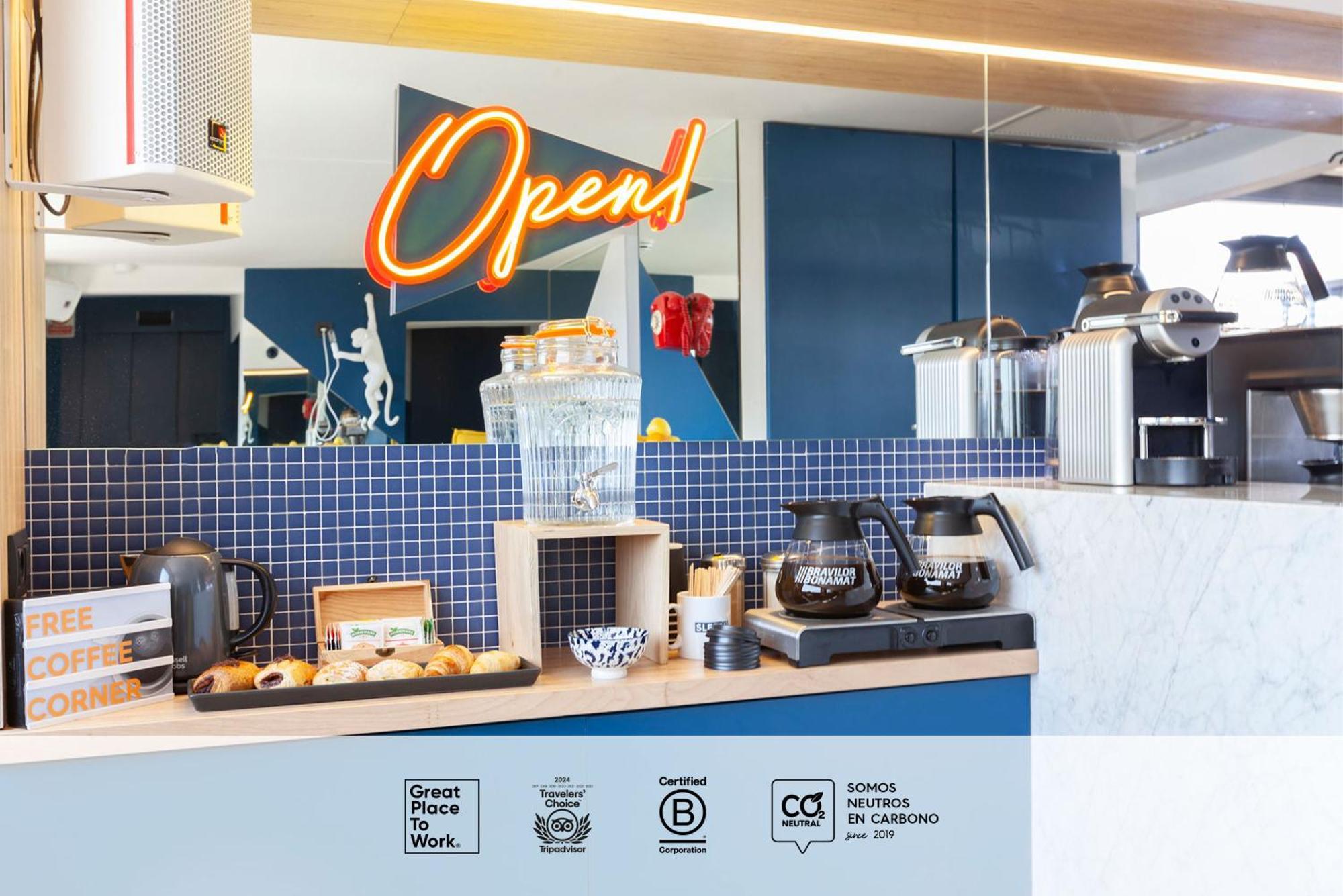 Sleep'N Atocha - B Corp Certified Hotell Madrid Eksteriør bilde