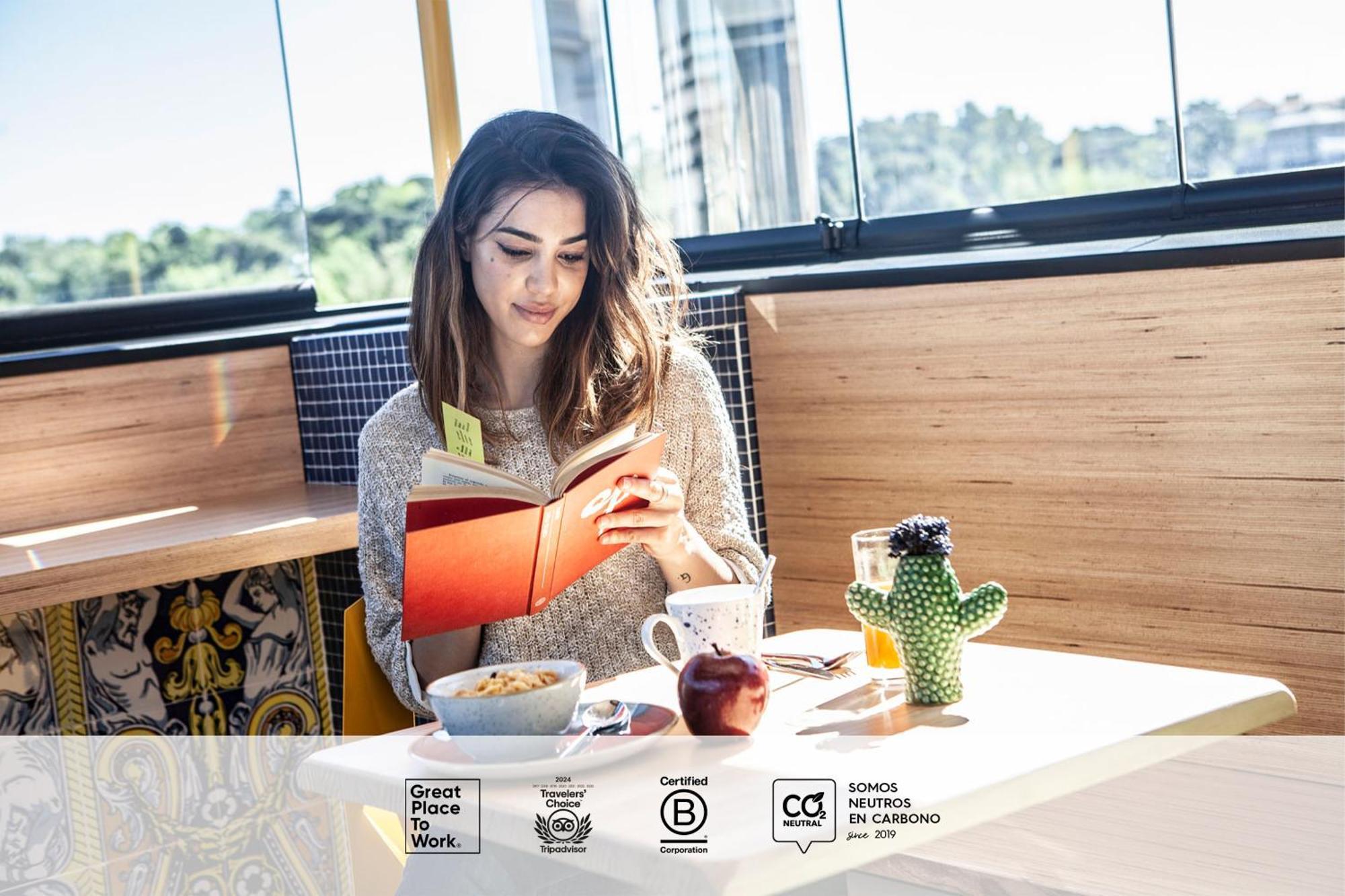 Sleep'N Atocha - B Corp Certified Hotell Madrid Eksteriør bilde